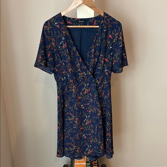 Madewell Amaranth Wrap Dress in Moonless Floral - Picture 5 of 5